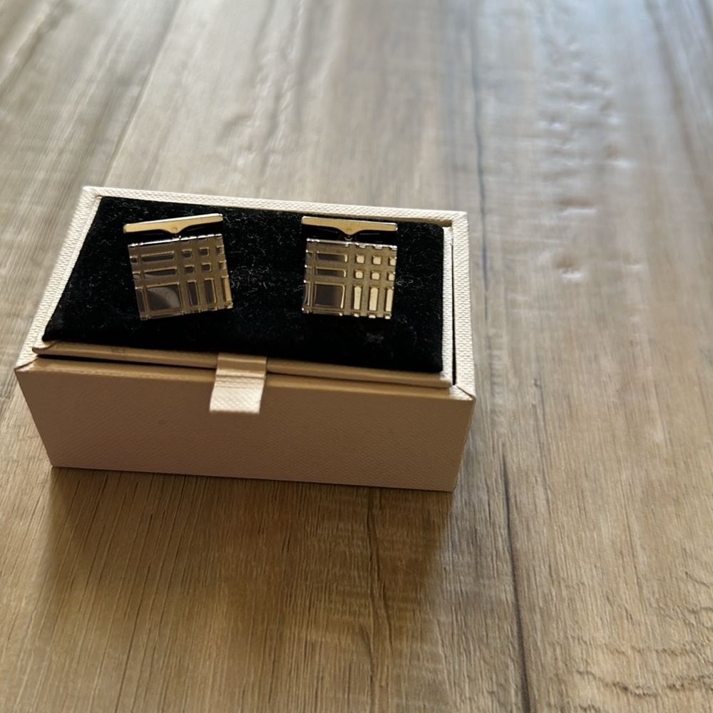 Burberry Silver Tone Check Logo Cuff Links - Picture 1 of 3